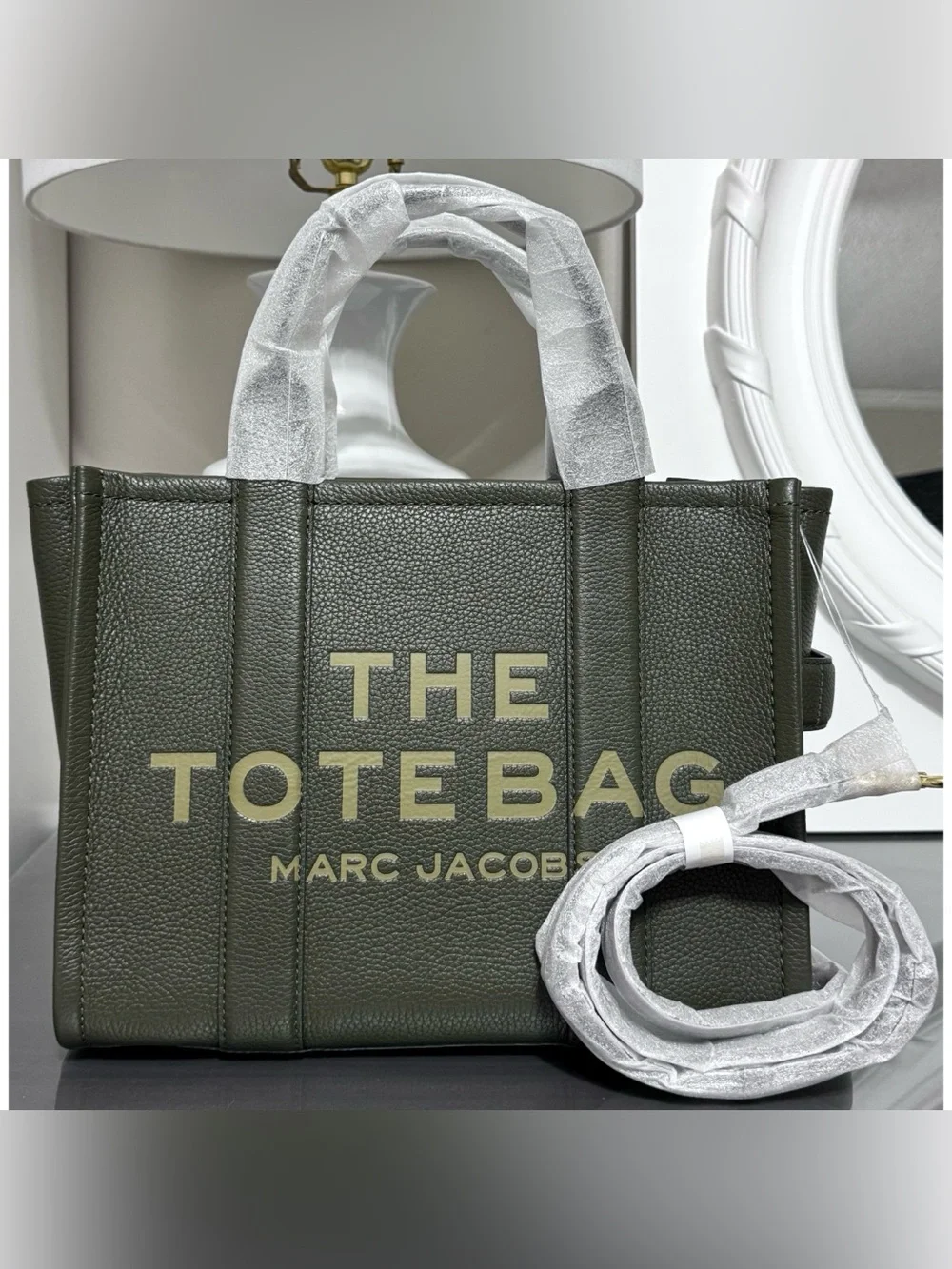 MARC JACOBS Medium Leather Tote Bag, FOREST GREEN - Picture 2 of 14
